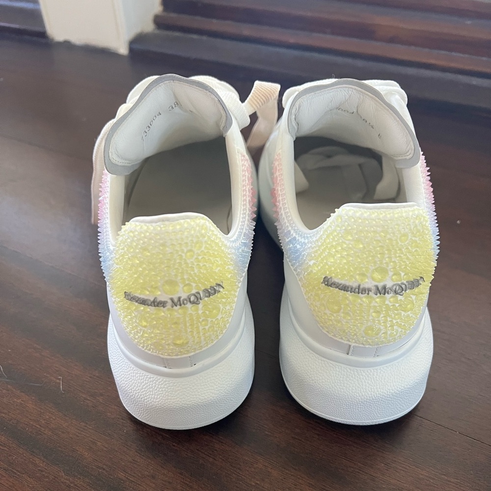 Worn maybe twice, stain on laces but can be washed out.